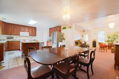 Dining - 73 N 500 E, Ephraim, UT 84627 photo 2 of 2