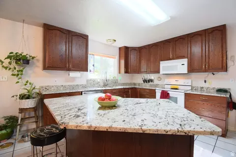 Kitchen - 73 N 500 E, Ephraim, UT 84627 photo 1 of 2