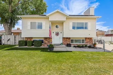 4327 S Rose Petal Way W, West Valley City, UT 84120