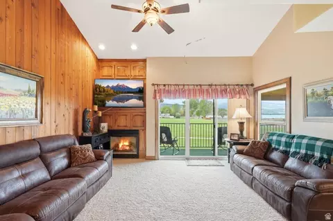 2176 S Bear Lake Blvd #313, Garden City, UT 84028