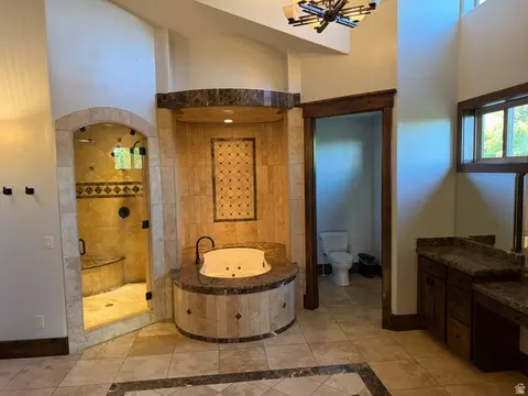 Bath - 4536 N 475 E, Provo, UT 84604 photo 2 of 10