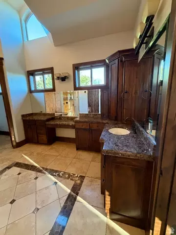 Bath - 4536 N 475 E, Provo, UT 84604 photo 9 of 10