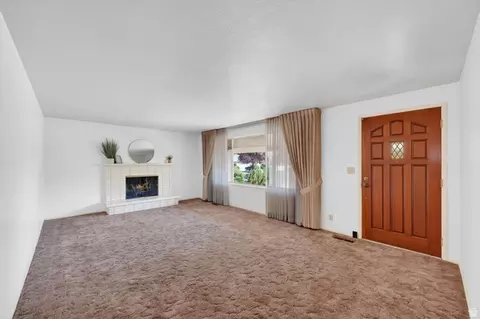 Living - 55 E 1010 N, American Fork, UT 84003 photo 2 of 4