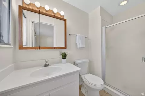 Bath - 55 E 1010 N, American Fork, UT 84003 photo 2 of 2