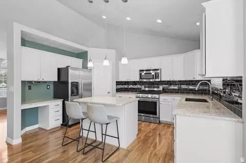 Kitchen - 142 E 2675 S, Clearfield, UT 84015 photo 3 of 3