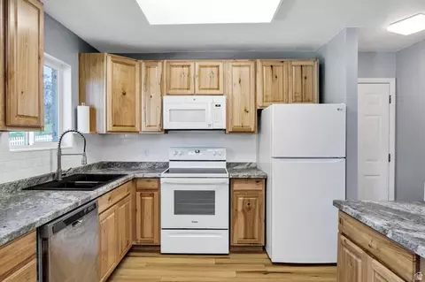 Kitchen - 118 S 300 E, Smithfield, UT 84335 photo 3 of 3