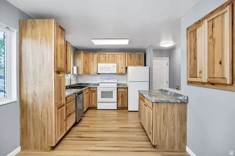 Kitchen - 118 S 300 E, Smithfield, UT 84335 photo 1 of 3