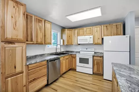 Kitchen - 118 S 300 E, Smithfield, UT 84335 photo 2 of 3