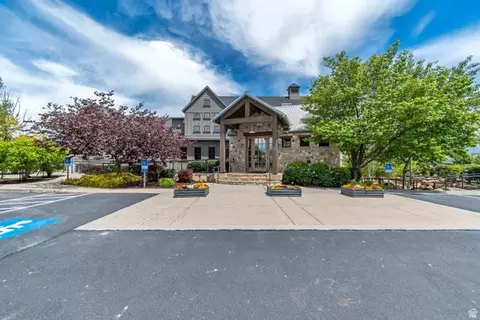 Exterior - 728 S Golden Leaf Way, Mapleton, UT 84664 photo 9 of 9