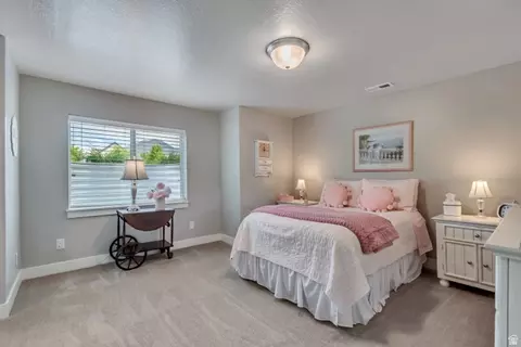 Bedroom - 728 S Golden Leaf Way, Mapleton, UT 84664 photo 4 of 6