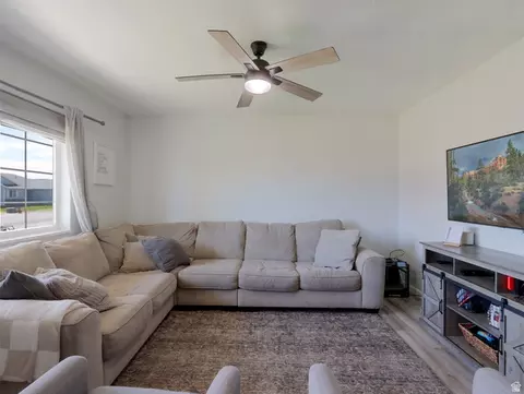 Living - 918 S 190 E, Panguitch, UT 84759 photo 2 of 3