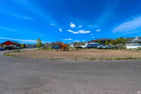 View/Area - 918 S 190 E, Panguitch, UT 84759 photo 3 of 16