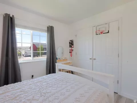 Bedroom - 918 S 190 E, Panguitch, UT 84759 photo 2 of 7