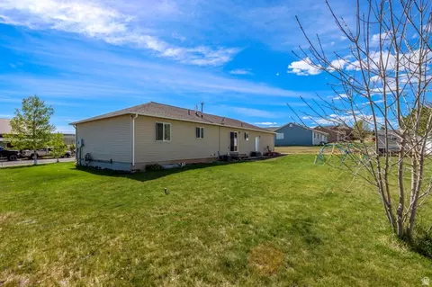Exterior - 918 S 190 E, Panguitch, UT 84759 photo 8 of 11