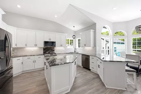 Kitchen - 2701 E 6425 S, Uintah, UT 84403 photo 2 of 4