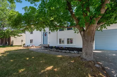 2236 N 650 W, Harrisville, UT 84414