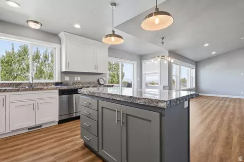 Kitchen - 869 S 500 E, Providence, UT 84332 photo 2 of 4