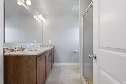 Bath - 869 S 500 E, Providence, UT 84332 photo 2 of 5