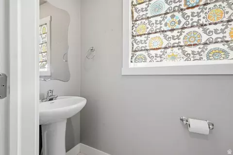 Bath - 869 S 500 E, Providence, UT 84332 photo 4 of 5