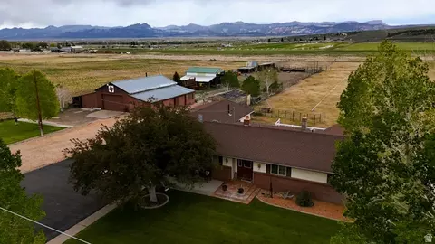 619 S 125 E, Panguitch, UT 84759