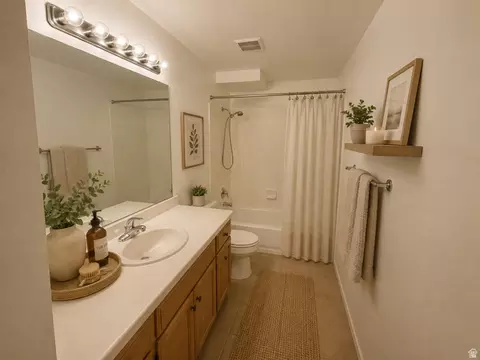 Bath - 1487 W Arthur Dr N #1487, Provo, UT 84601 photo 3 of 4