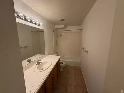 Bath - 1487 W Arthur Dr N #1487, Provo, UT 84601 photo 4 of 4