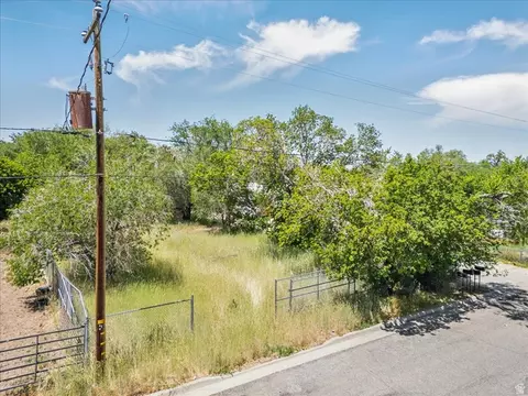 150 W Utah Ave #21, Tooele, UT 84074