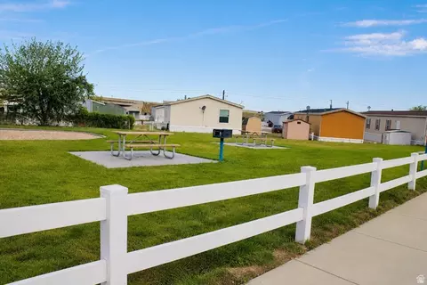 1618 N 210 E, Tooele, UT 84074 photo 11
