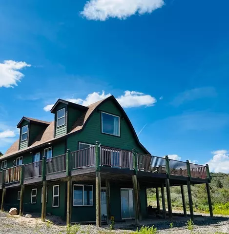 3080 S Sweetwater Pkwy, Garden City, UT 84028