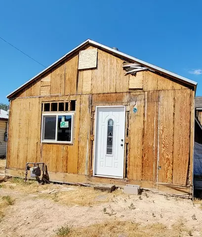 136 W Whitmore Dr, East Carbon, UT 84520