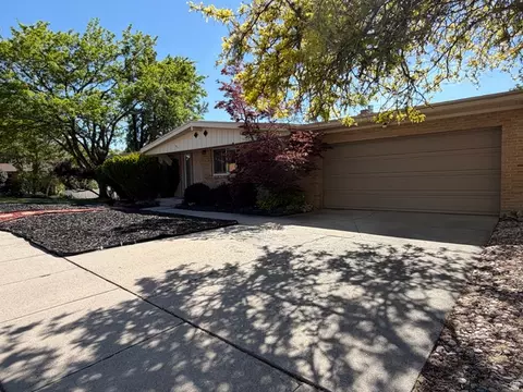 Exterior - 371 N 1000 E, Bountiful, UT 84010 photo 2 of 6