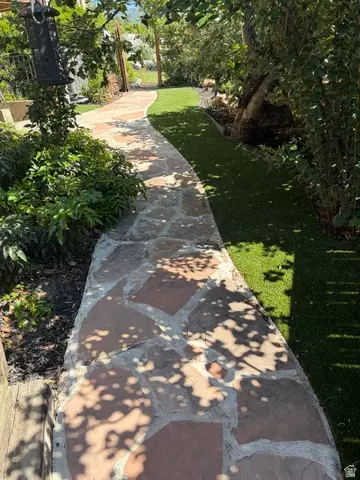 Exterior - 371 N 1000 E, Bountiful, UT 84010 photo 5 of 6