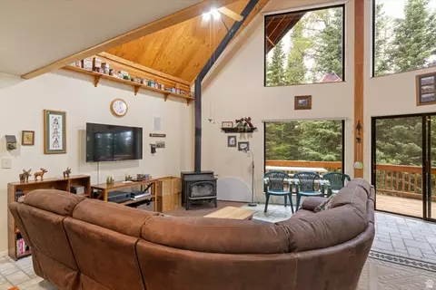 Living - 2158 Memory Ln, Kamas, UT 84036 photo 3 of 4