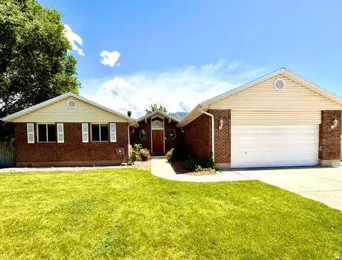 11119 S Londonderry Dr E, Sandy, UT 84092