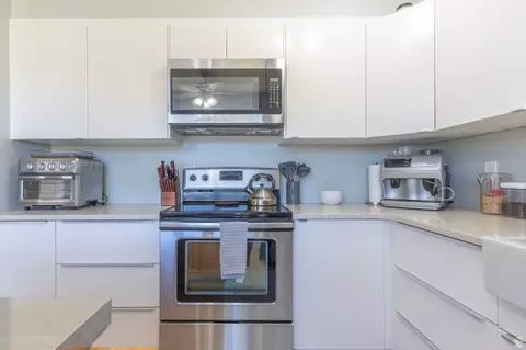 Kitchen - 5924 S Sultan Cir, Murray, UT 84107 photo 4 of 4