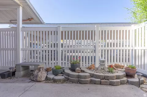 Exterior - 5924 S Sultan Cir, Murray, UT 84107 photo 1 of 6
