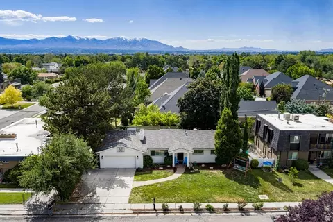 View/Area - 3088 S 2075 E, Millcreek, UT 84109 photo 3 of 7