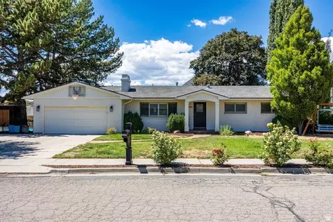 Exterior - 3088 S 2075 E, Millcreek, UT 84109 photo 5 of 9