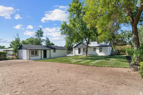 Exterior - 560 E 7570 S, Midvale, UT 84047 photo 3 of 6