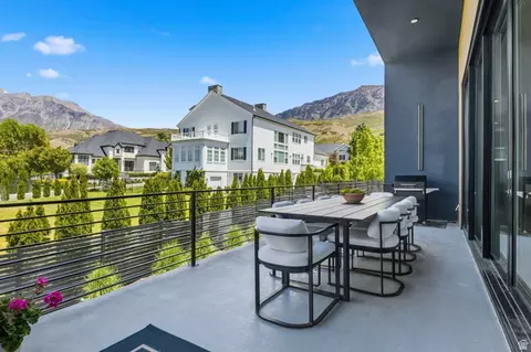Exterior - 283 E 4900 N, Provo, UT 84604 photo 7 of 12