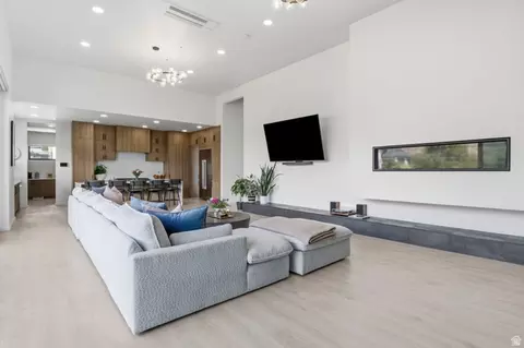 Living - 283 E 4900 N, Provo, UT 84604 photo 3 of 5