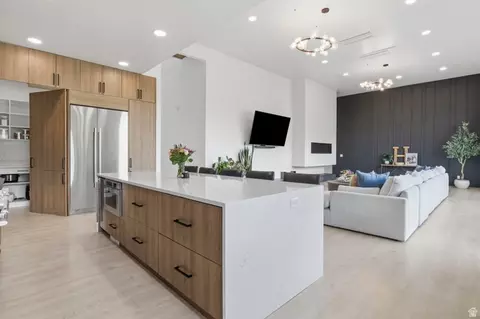 Kitchen - 283 E 4900 N, Provo, UT 84604 photo 5 of 6