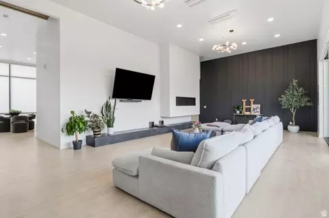 Living - 283 E 4900 N, Provo, UT 84604 photo 2 of 5