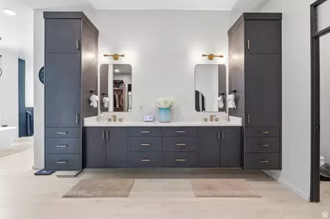 Bath - 283 E 4900 N, Provo, UT 84604 photo 3 of 7