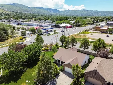 View/Area - 31 Village Square Rd, Centerville, UT 84014 photo 1 of 2