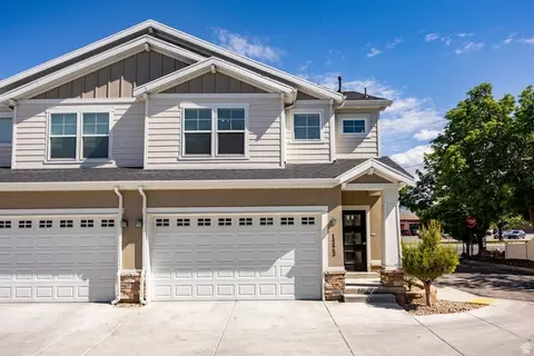 1323 E Weyburn Ln S, Holladay, UT 84117