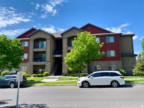 223 E Jordan Ridge Blvd #102, Saratoga Springs, UT 84045