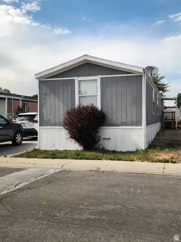 1140 W River Horse Rd #146, West Valley City, UT 84119