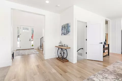 Entry Way - 922 S 30 E, Salem, UT 84653 photo 6 of 8