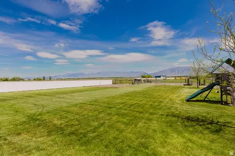Exterior - 120 S 380 E, Mendon, UT 84325 photo 8 of 17